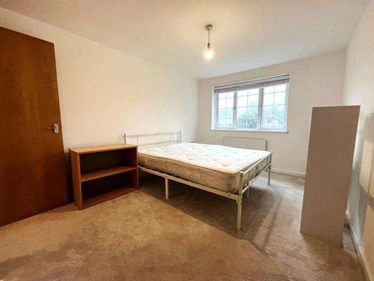 Fairfield Road, Uxbridge, UB8 - Photo 1