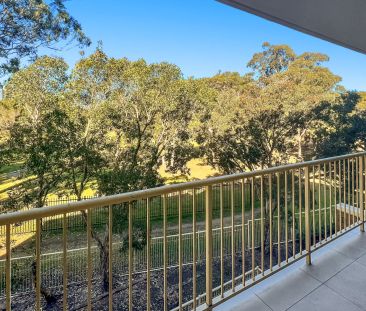 QUIET & UPDATED APARTMENT! - Photo 5