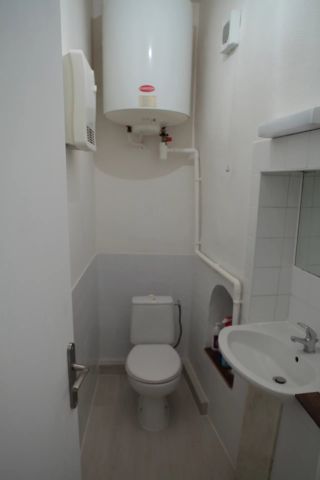 Location Appartement 2 pièces 26m² LE VIGAN 30120 - Photo 4