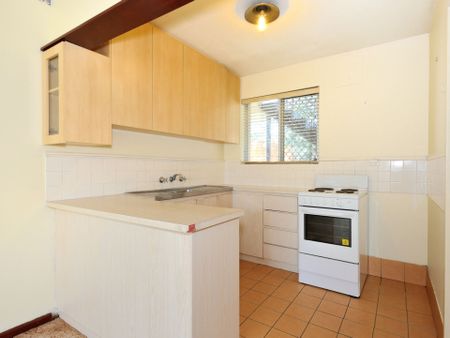 Low Maintenance Unit - Photo 2