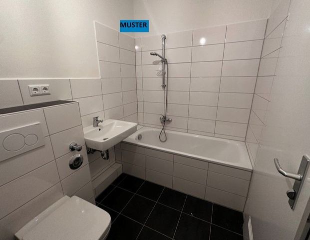 Anmietung nur mit WBS!: Günstige 4-Zimmer-Wohnung - Foto 1