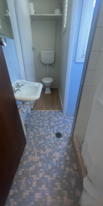 NEAT AND TIDY ONE BEDROOM FLAT - Photo 3