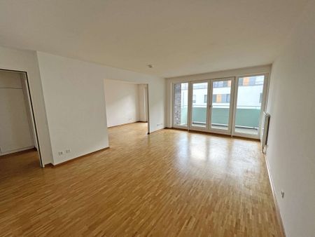 Familienfreundliche 2,5-Zimmer-Wohnung mit EBK und Balkon in der City West - Photo 4