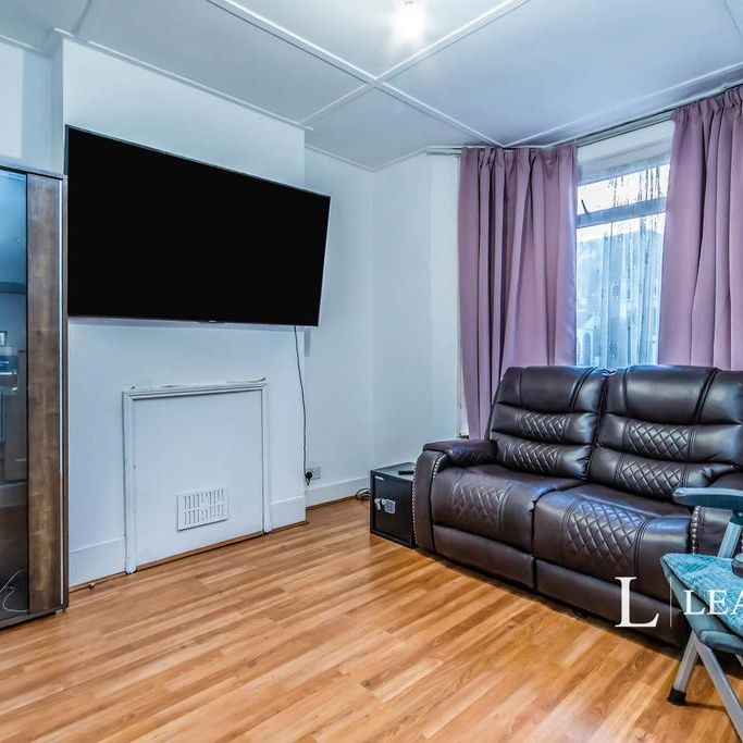 2 bedroom terraced house to rent - Photo 1