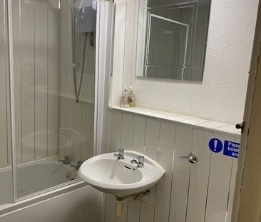 CONNIBURROW - ROOM RENTAL - Photo 2