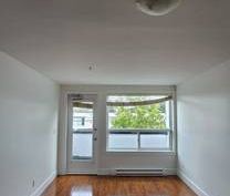 Spacious 2 Bedroom, 2 Bathroom Apartment with Balcony - Photo 1