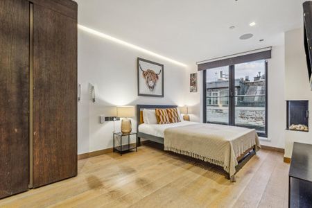 3 bedroom flat to rent - Photo 3