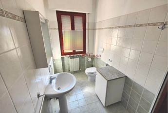 Appartamento con 2 camere, arredato.