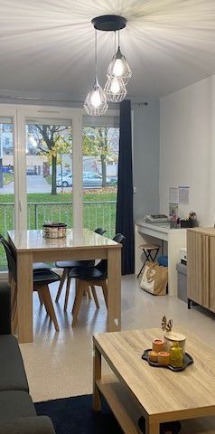 Appartement F2 avec balcon + garage + place parking extérieur - Photo 1