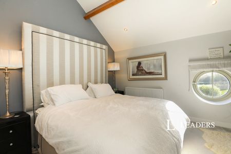 3 bedroom house to rent Snape Hall Barns, Snape Lane, Crewe, CW2 - Photo 5