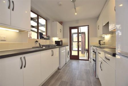 1 bedroom terraced house to rent - Photo 5