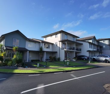 East Tamaki - The 2 bedrooms family home - Photo 1