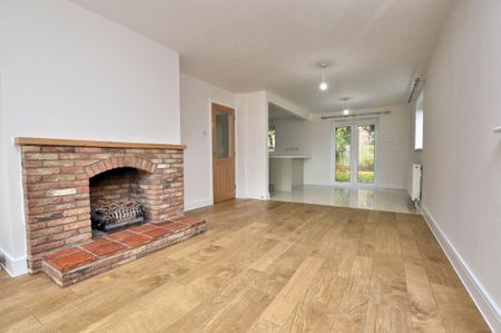 3 bedroom link detached house to rent - Photo 2