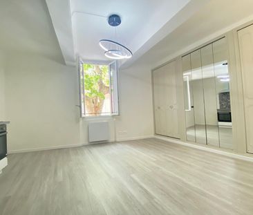 Location Appartement 2 pièces 44m² CARCES 83570 - Photo 2