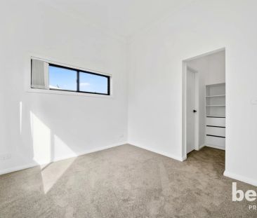 6 Wattleseed Avenue, Cobbitty. - Photo 6