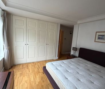2 Bed Flat, Barrett Street, W1U - Photo 3