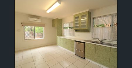 Welcome to William! - Photo 5