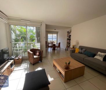 Location Appartement 2 pièces 66m² ST DENIS 97400 - Photo 2