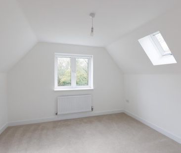 5 bedroom semi-detached house to rent - Photo 1