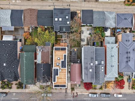 For Lease - 1137 Dovercourt Road Unit# Laneway, Toronto, Ontario - Photo 2