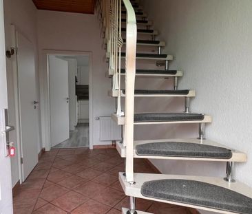 Willkommen zu Hause – Frisch renoviertes Einfamilienhaus für kleine... - Foto 1