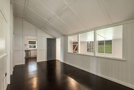 Charming Queenslander in the Heart of Cooroy - Photo 4