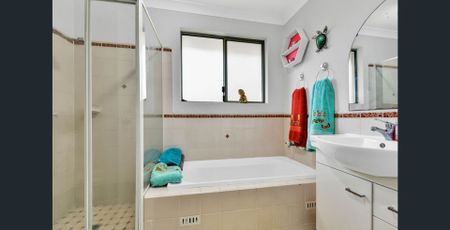 Two Bedroom Oasis in Toongabbie - Photo 2