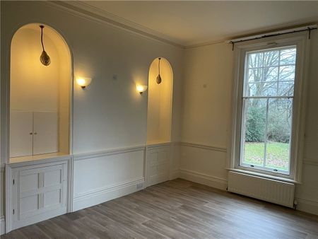 An impressive and characterful six-bedroom detached house offering generous accomodation in a peaceful countryside setting. - Photo 2