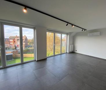 Appartement te huur - Photo 1