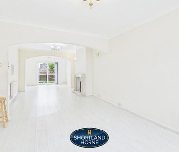 4 bedroom semi-detached house to rent - Photo 4