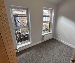 3 bedroom property to rent in Eastbourne - Photo 4