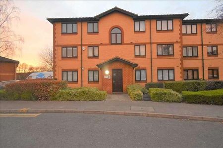 Thistle Court, Churchill Close, Dartford, DA1 - Photo 2