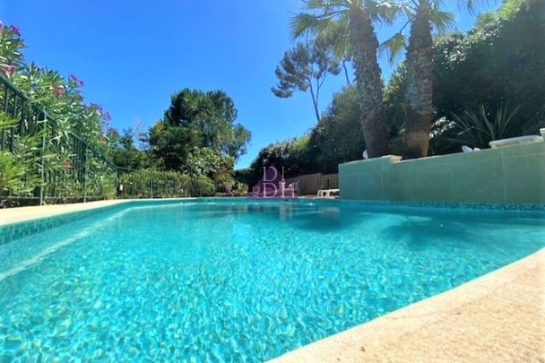 Villa climatisée avec grande piscine. vue Mer - Photo 1