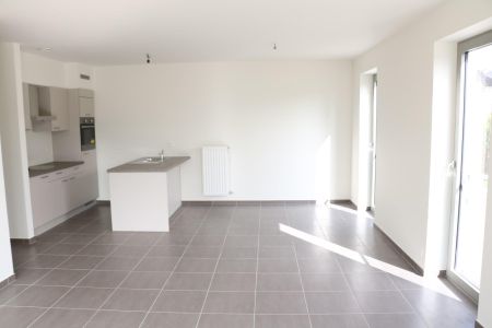 Gelijkvloers nieuwbouwappartement met twee slaapkamers - Photo 2