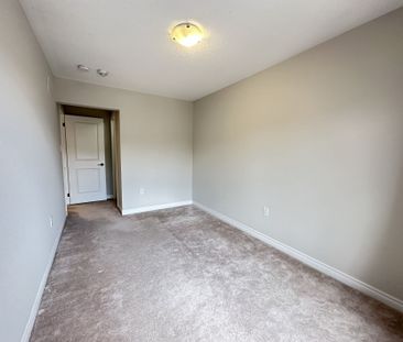 For Lease - 45 Beechborough Crescent, East Gwillimbury, Ontario - Photo 1