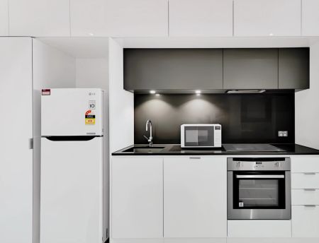 2 Bedroom*2804 - Photo 5