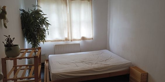 Room in a Shared House, Burgos Grove, SE10 - Photo 3