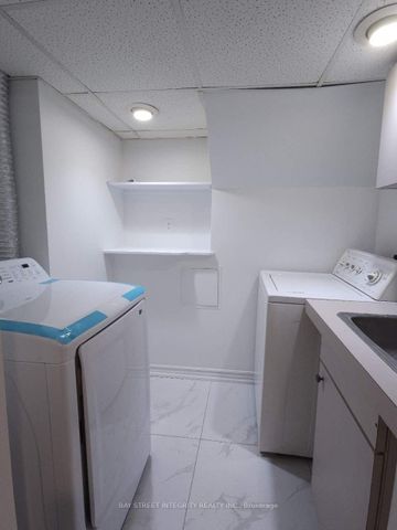 For Lease - 65 Walter Avenue Unit# BSMT end bedroom, Newmarket, Ontario - Photo 4