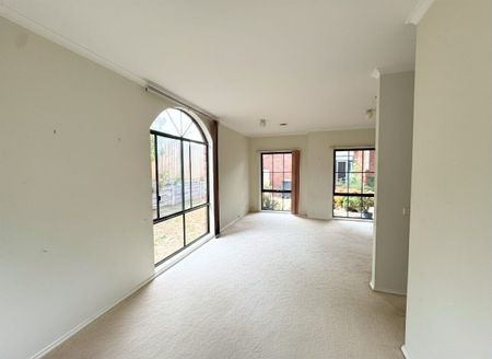 Burwood - Photo 3