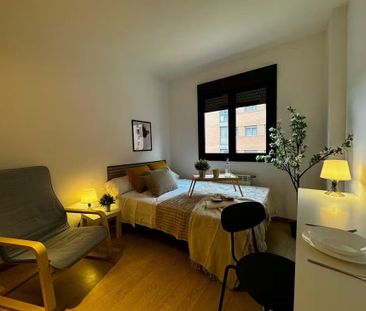 Calle de Vicente Blasco Ibáñez, Madrid, Community of Madrid 28050 - Photo 5