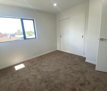 CLENDON – 2 BEDROOMS - Photo 3