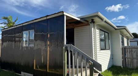 3 BDR House For Rent ( Otahuhu) - Photo 4