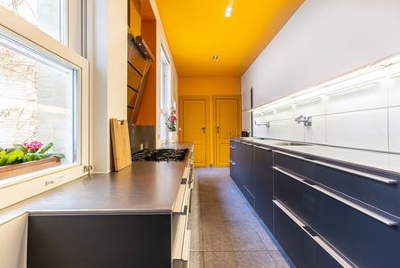 Room at Rue du Viaduc 15 - Photo 5