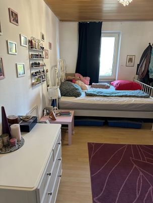 GemÃ¼tliche 3-Zimmer-Wohnung in NÃ¼rnberg - Photo 1