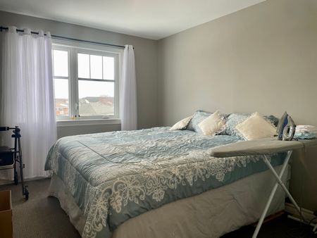 1118 Barrow Ave, Kingston, ON K7M 0G5 - Photo 4