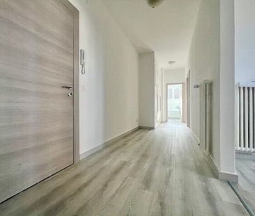 FINO A 3 MESI GRATUITI - 3.5 locali ristrutturato a Chiasso - Foto 1