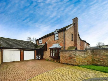 3 bedroom detached bungalow to rent - Photo 4