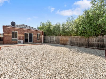 THREE BEDROOM HOME - Photo 5