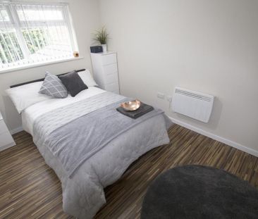 1 bedroom in a house share to rent - Photo 5