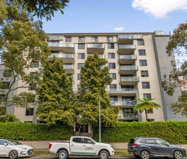 Contemporary And Convenient - Photo 6